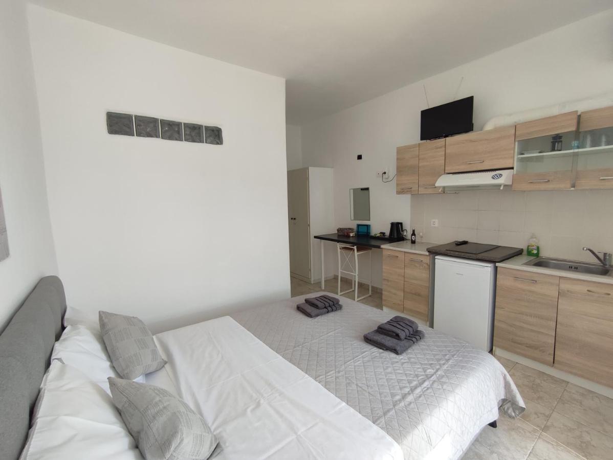 Mia Casaki Appartement Náousa Buitenkant foto